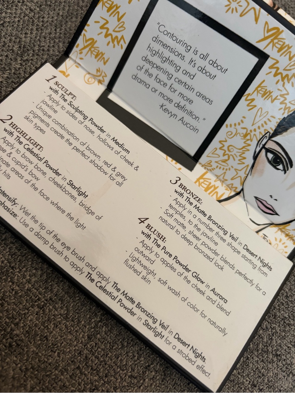 Kevyn Aucoin Contour Palette - 4-in-1 Sculpt, Highlight, Bronze, Blush - Picture 3 of 4